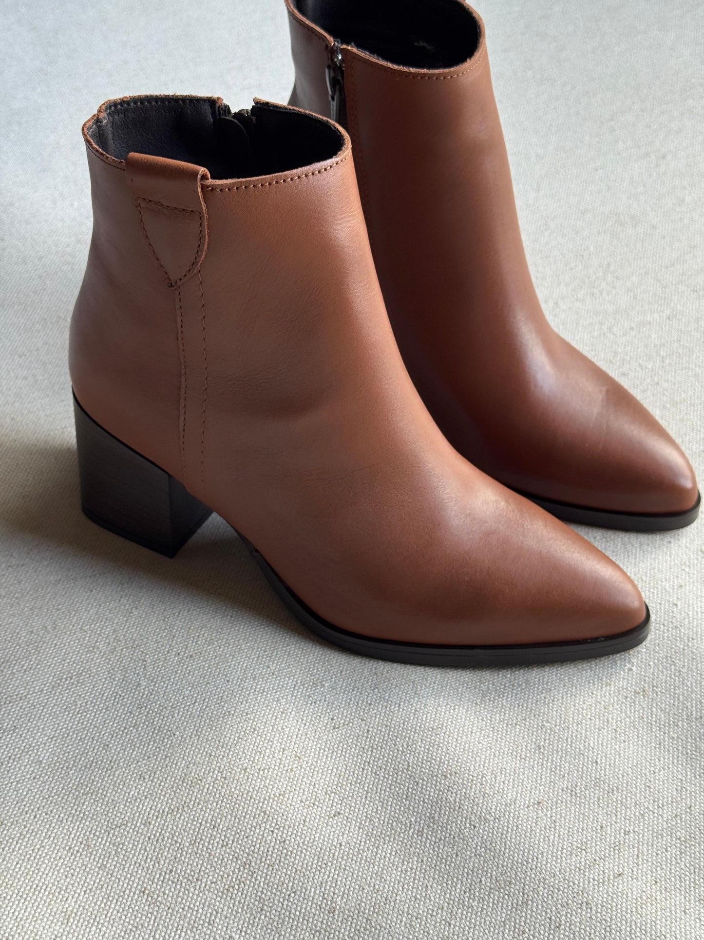 Botins Camille Camel