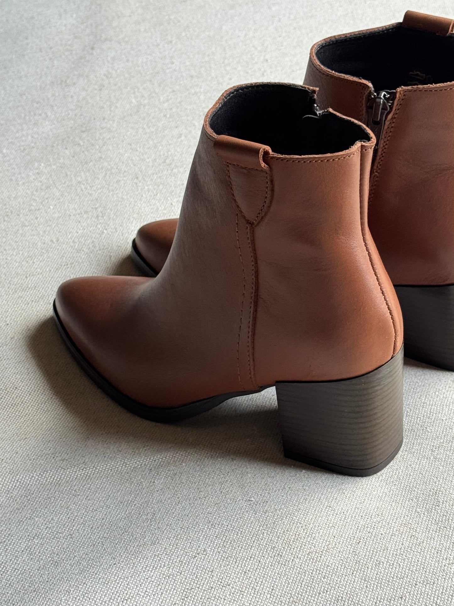 Botins Camille Camel
