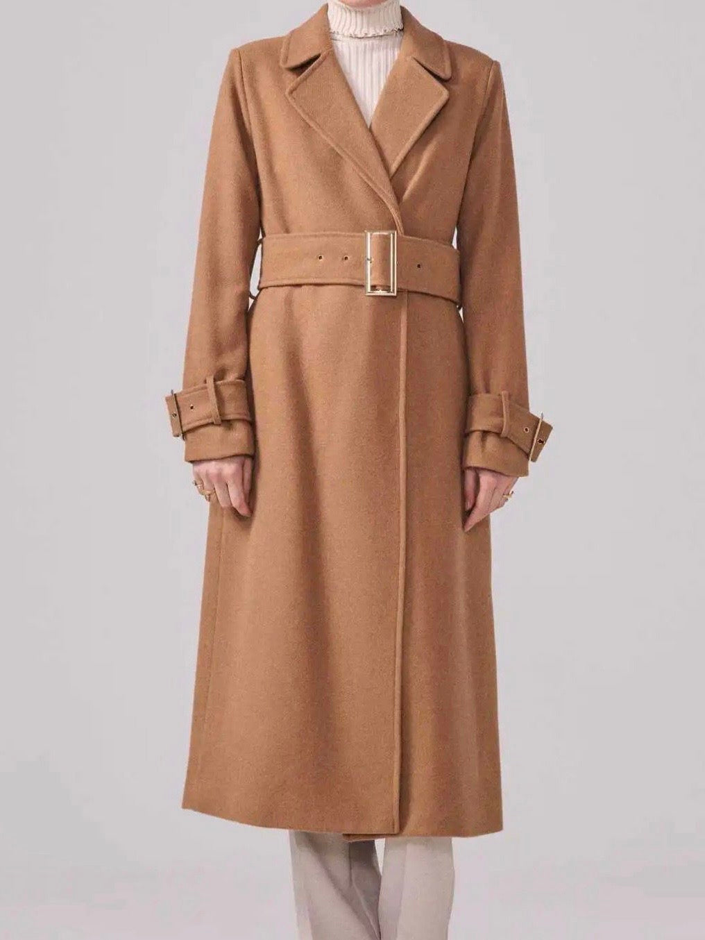 Sobretudo Cintado Camel