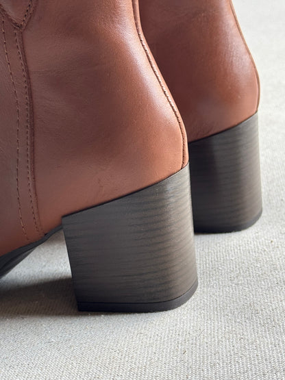 Botins Camille Camel