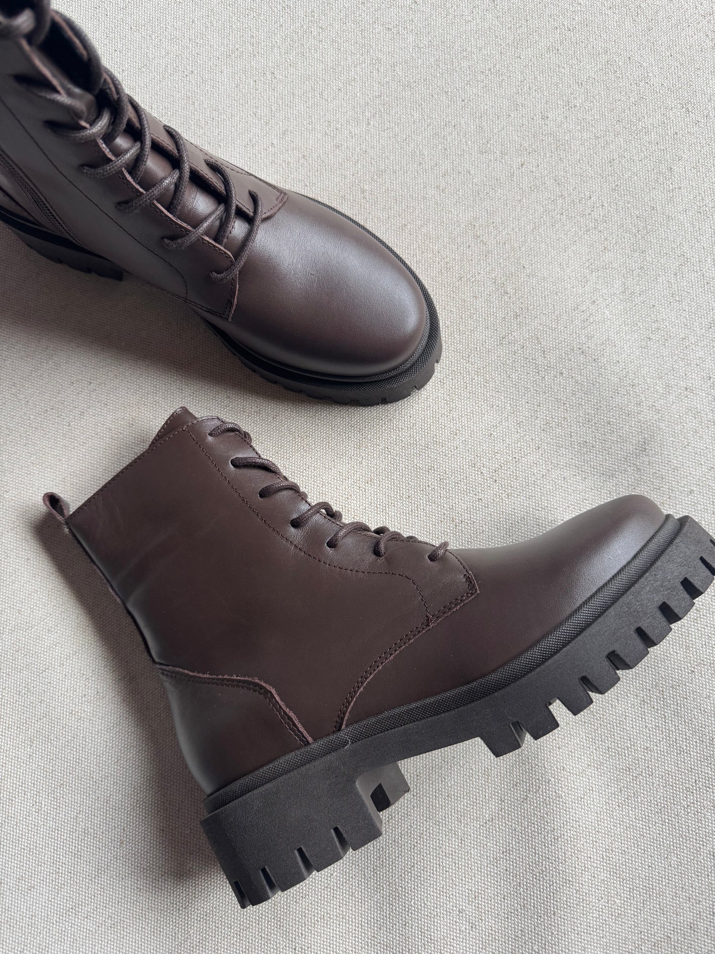 Botas Roxane Castanho