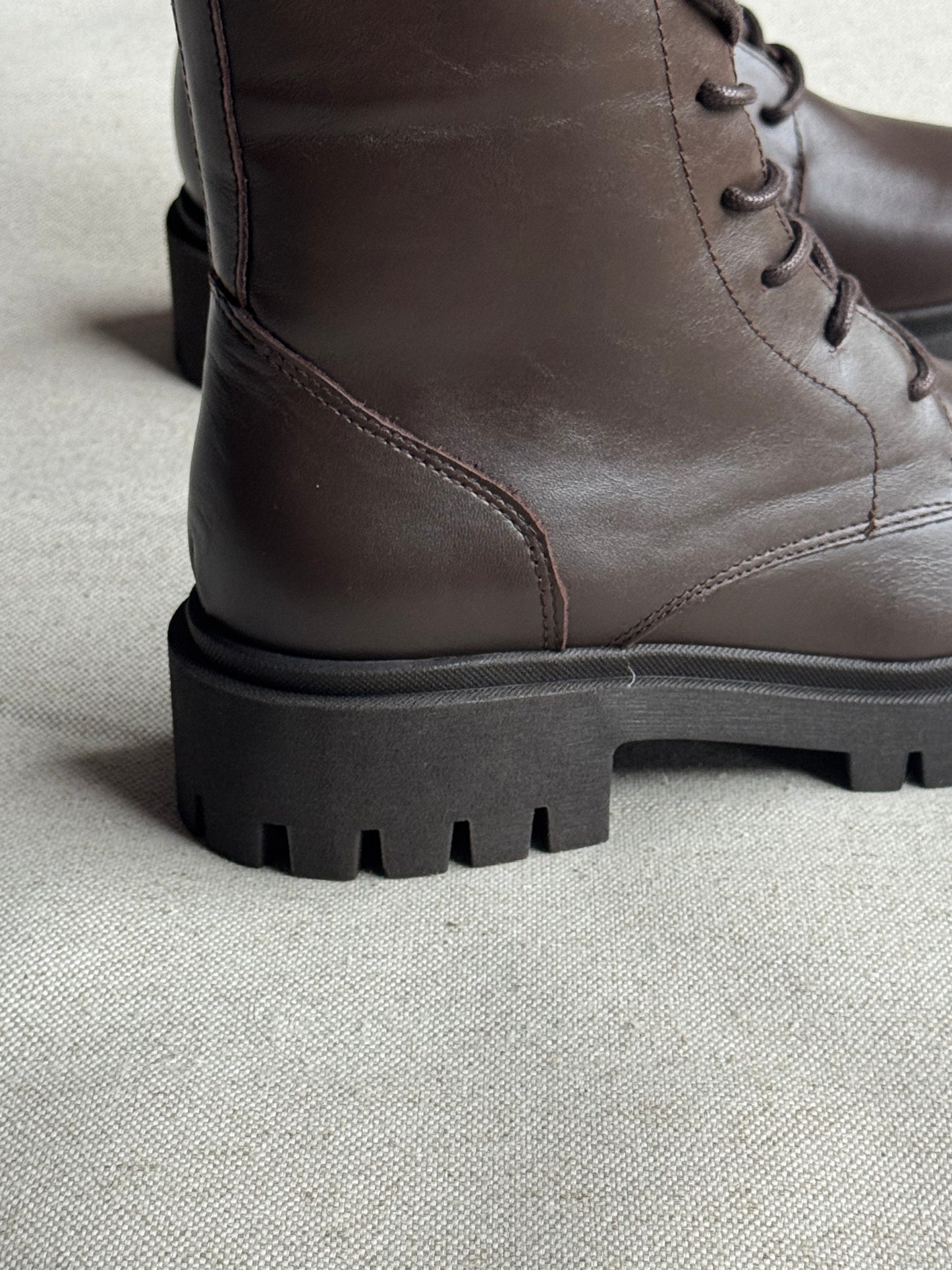 Botas Roxane Castanho