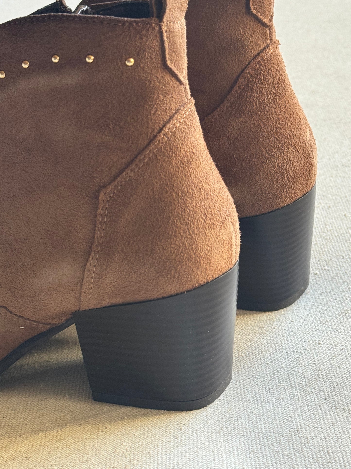 Botim Saint Regis Camel