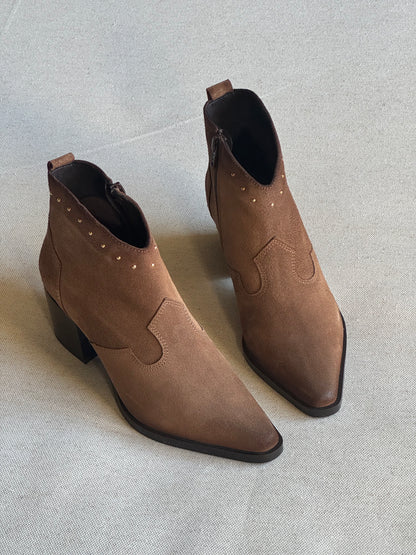 Botim Saint Regis Camel